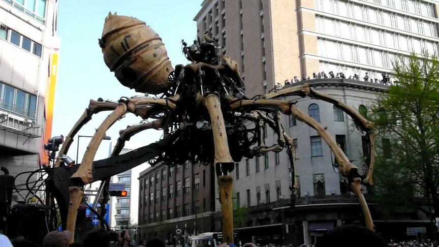 La Machine Spider Robots
