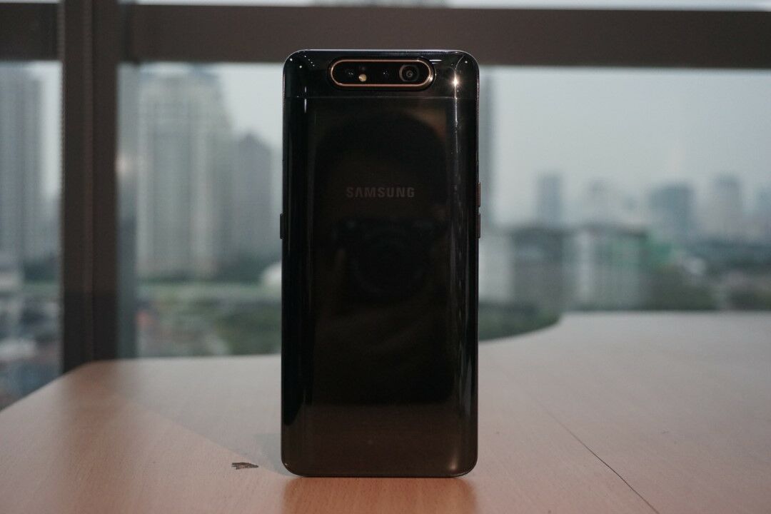 Desain Samsung Galaxy A80 02 97d74