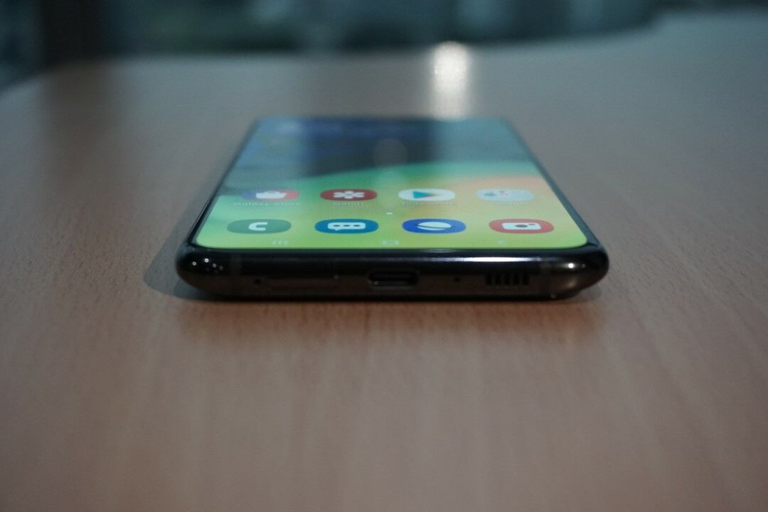 Desain Samsung Galaxy A80 06 Aba37