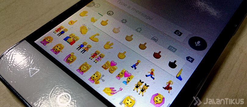 Cara Menggunakan Emoji Jari Tengah dan Emoji Kondom di ...