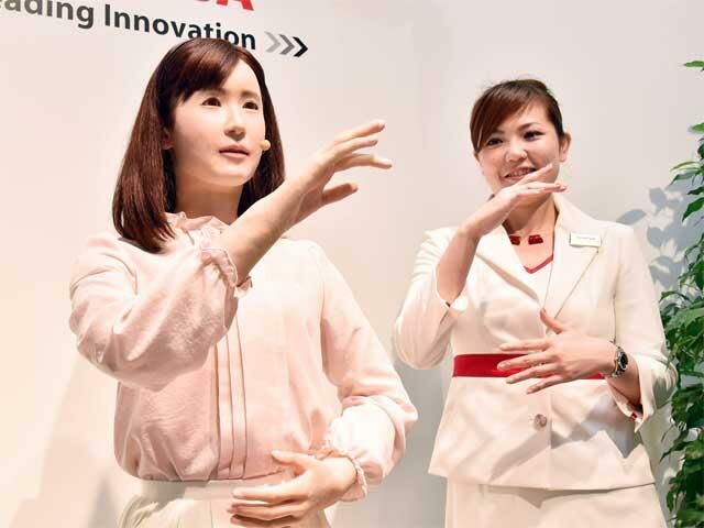 Robot Cantik Ini Bisa Berikan Bahasa Isyarat 2