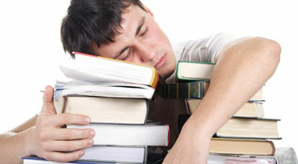 Baca Buku Tidur