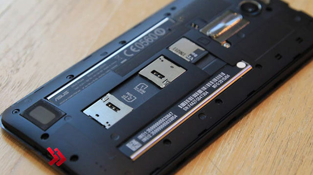 asus zenfone 2 hand on 4