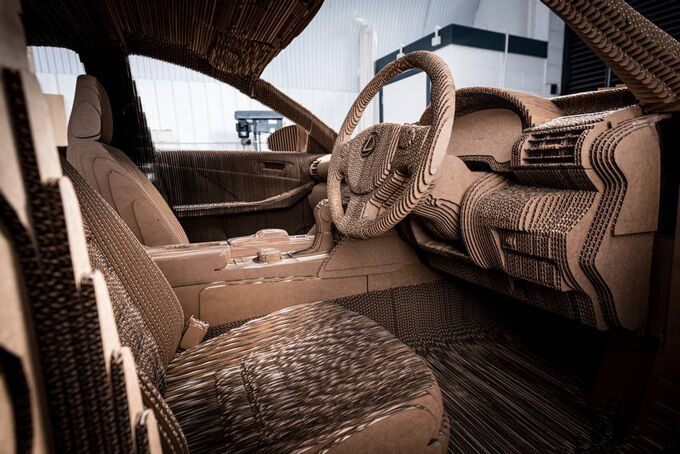 lexus-electric-car-berbahan-kardus-3