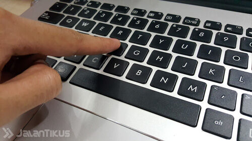 cara-membuat-keyboard-laptop-awet-3