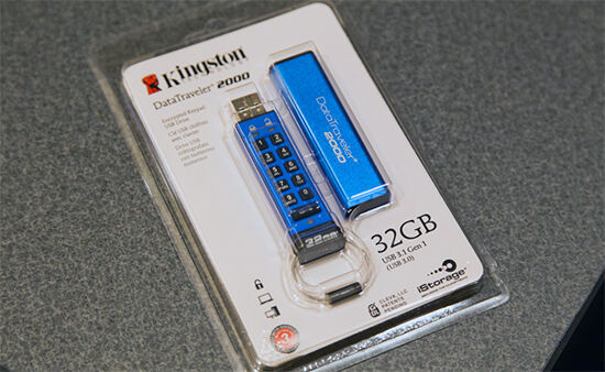 flashdisk paling aman