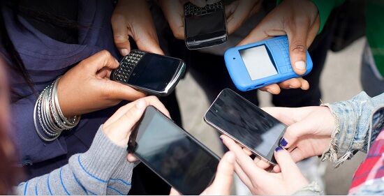 Socialmedia Addiction Header