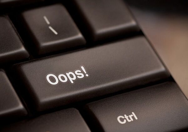 GAMBAR4oops-keyboard