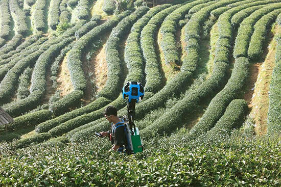 pria-ini-berjalan-500-km-abadikan-foto-untuk-google-street-view-1