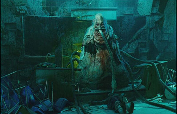 Hantu Terseram dari Film 8