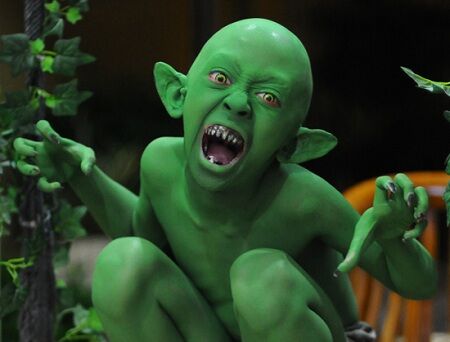 asal-usul-hantu-13
