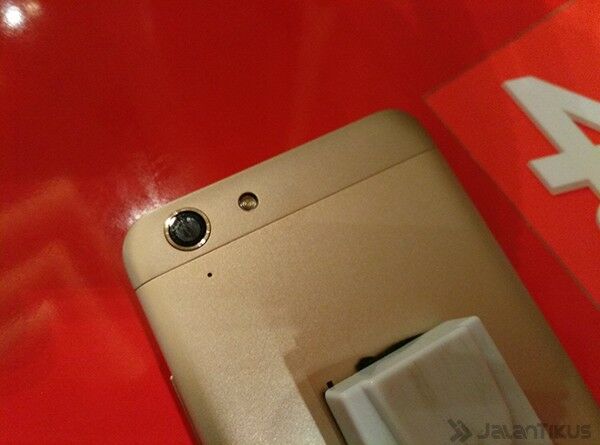 Lenoov Vibe K5 Plus Smartfren 8
