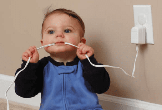 main smartphone saat di charge 6