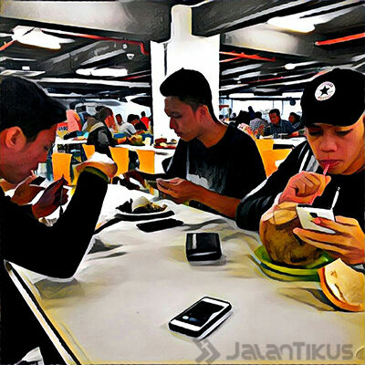 2 aplikasi edit foto prisma