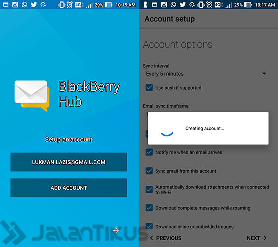 Selanjutnya, kamu login dengan akun BlackBerry kamu
