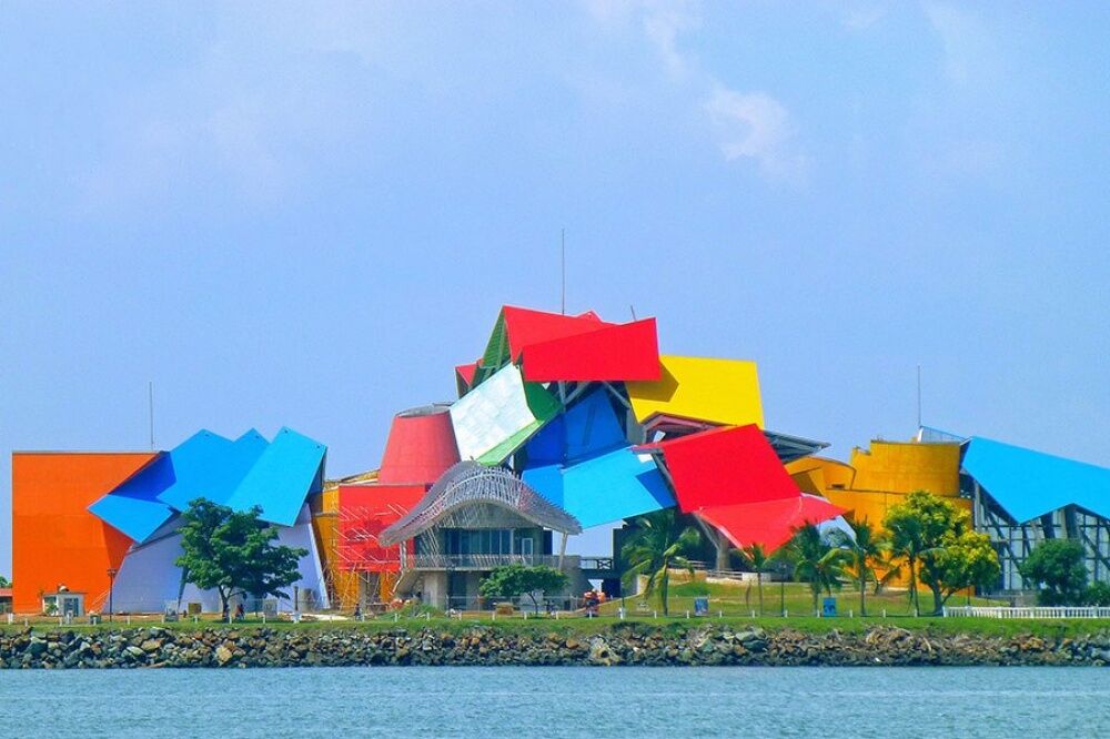 Desain Bangunan Paling Unik Dan Aneh Di Dunia 17