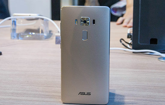 Kelebihan Asus Zenfone 3 4