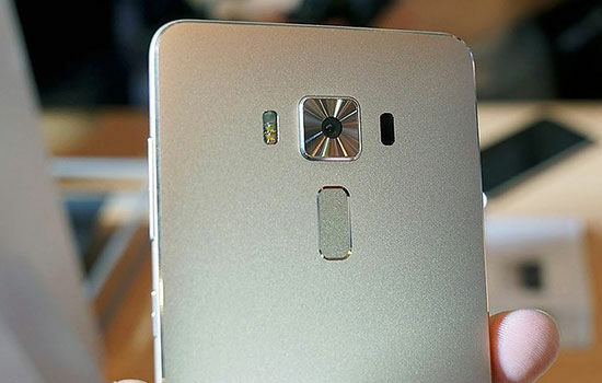 Kelebihan Asus Zenfone 3