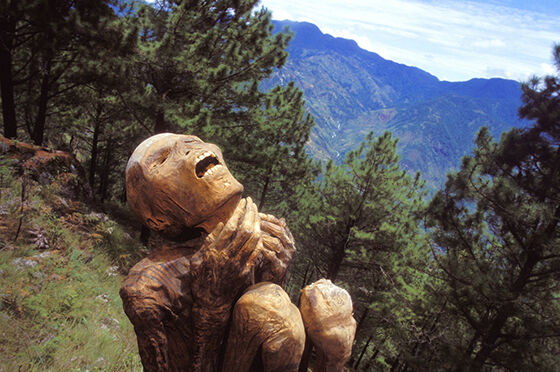 destinasi wisata terseram 11