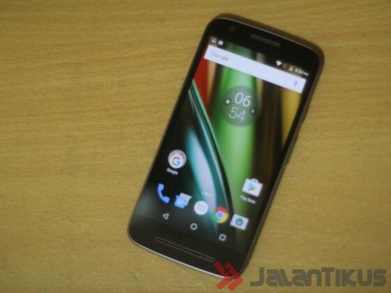 Moto E3 Power 04