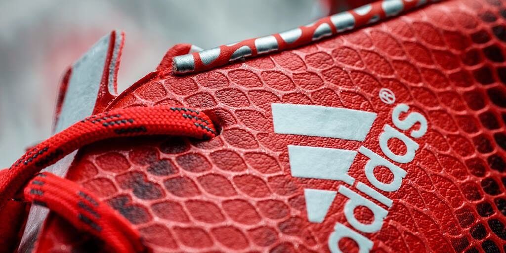 Sepatu Berteknologi Canggih 3