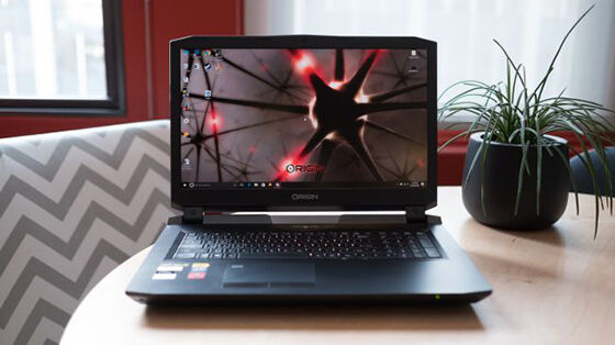 laptop gaming layar terbaik 7