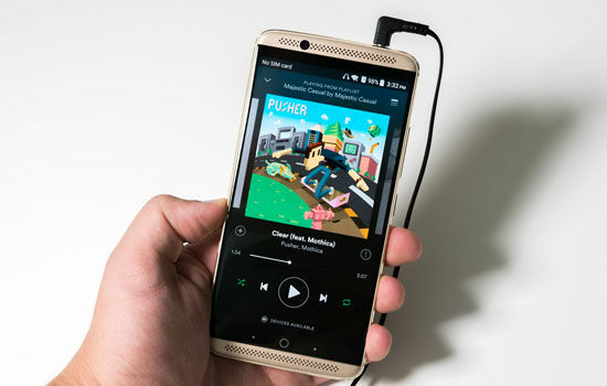 Smartphone Dengan Nama Jelek 4
