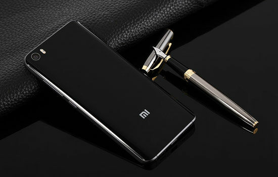 perbedaan-xiaomi-mi-dan-redmi