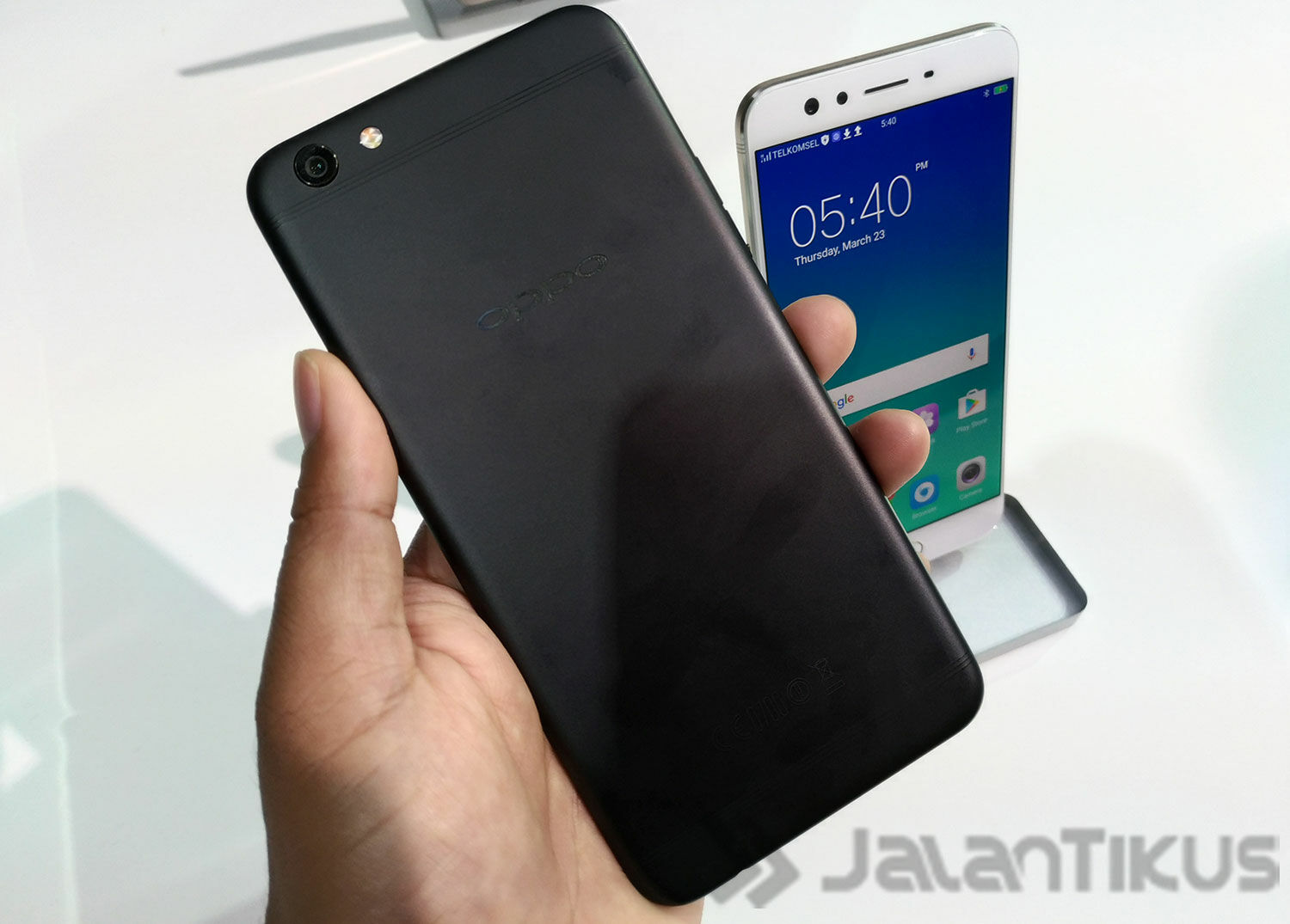 Oppo F3 Plus Black Edition