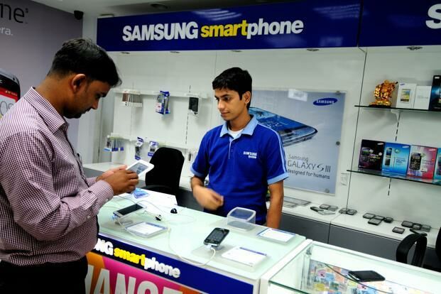 Hindari Ini Saat Membeli Smartphone Baru 5