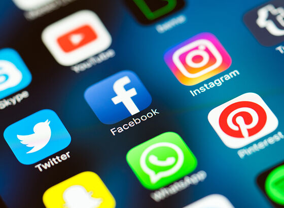 Facebook Lima Miliar