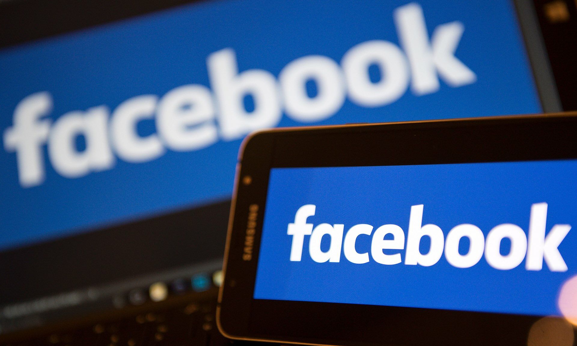 Didenda Karena Like Facebook 2