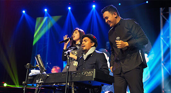 Lineconcert2017surabaya02