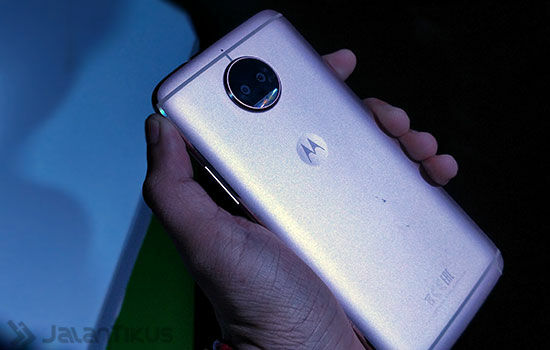 Moto G5s Plus Indonesia 6
