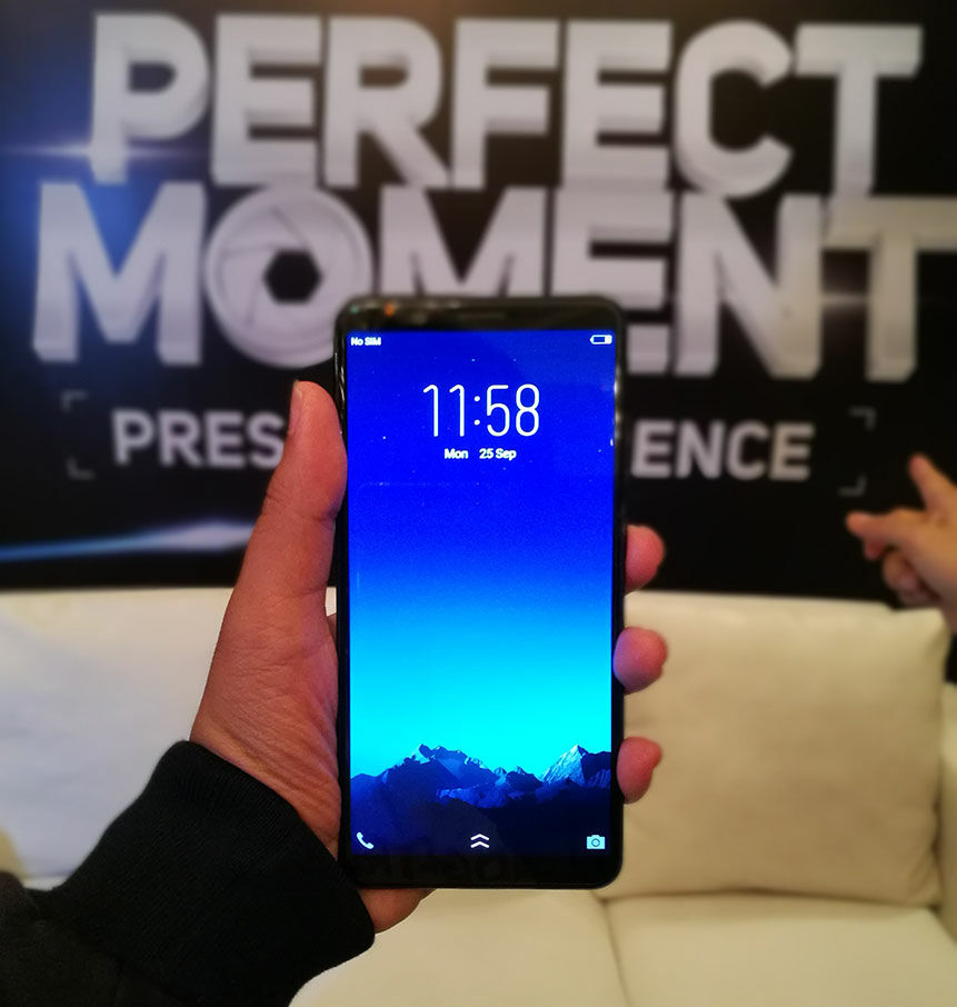 Smartphone Bezel Less Vivo V7 Indonesia 2