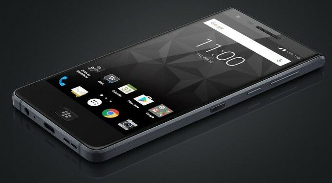 Blackberry Motion Krypton Leak 01