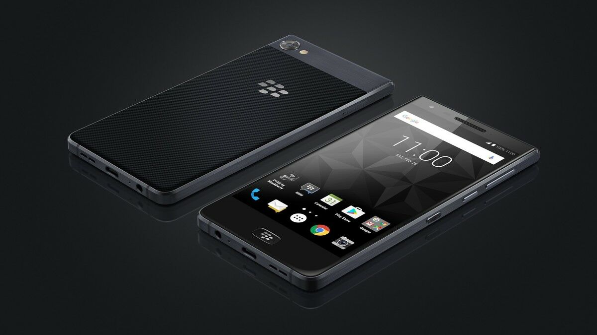 smartphone-android-tahan-air-terbaik-blackberry-motion