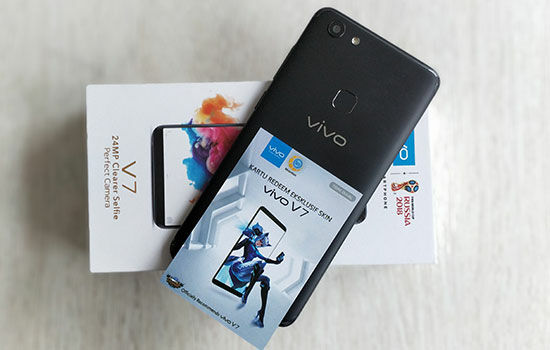 Hands On Vivo V7 4