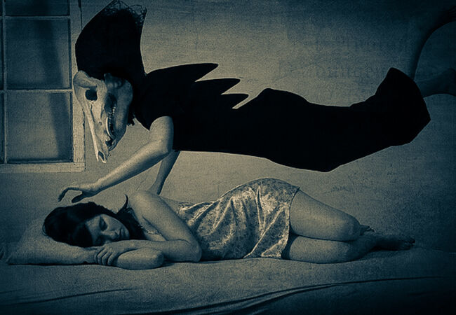 kejadian-aneh-ketindihan