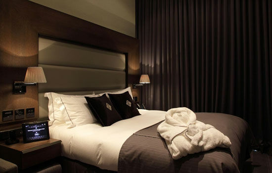 Hotel Paling Canggih 4