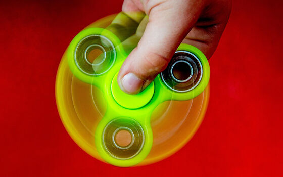 Fidget Spinner Inovasi Teknologi Terbaik 2017