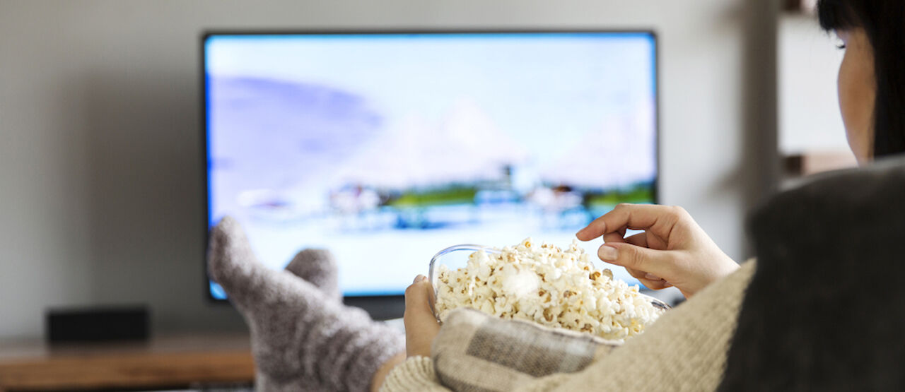 Hasil gambar untuk nonton film dirumah