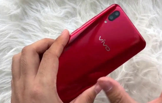 Vivo V9 Smartphone Resmi Piala Dunia 2018 2 4ef2b
