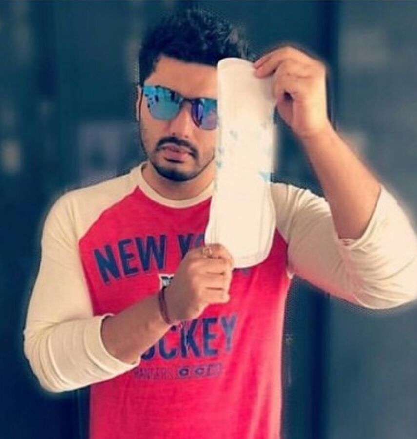 Foto Artis India Pembalut 10 607ce