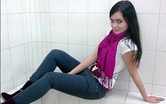 Hacker Wanita Cantik 4 5157e