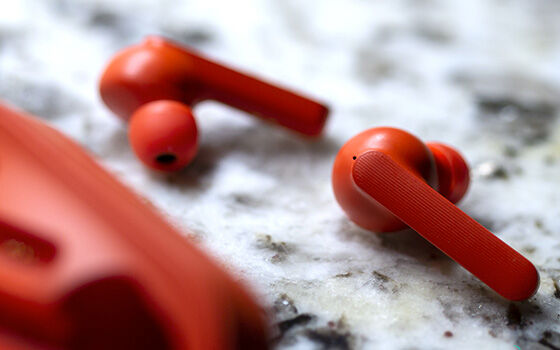 Wireless Earbuds B 91320