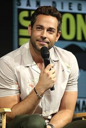 Zachary Levi 47b62