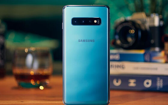 Hp Triple Kamera Samsung Galaxy S10 Plus 09e7f