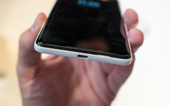 Alasan Lubang Headphone Jack Hilang 2 94d14