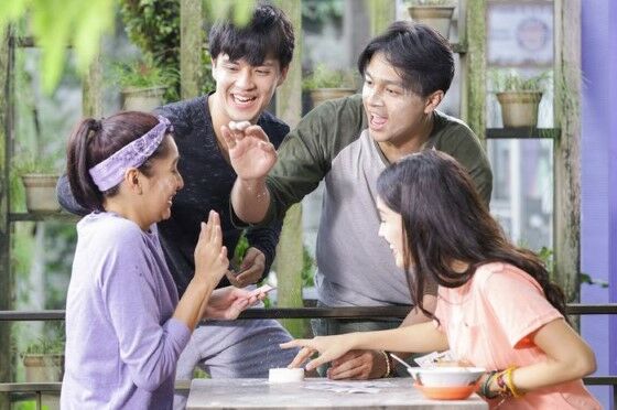 Nonton Download Gratis Film Belok Kanan Barcelona Sinopsis 76fcd